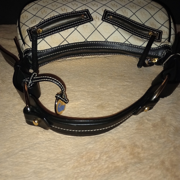 NWT Dooney & Bourke Moon Bag - Picture 8 of 14
